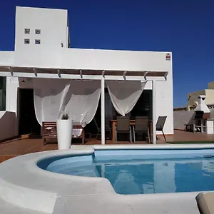 Guest house Aloha Surf House Corralejo
